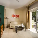 Отель Astoria 4*