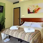 Astoria 4*