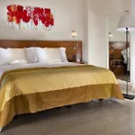 Astoria 4*