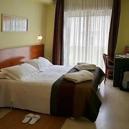 מלון Astoria רימיני