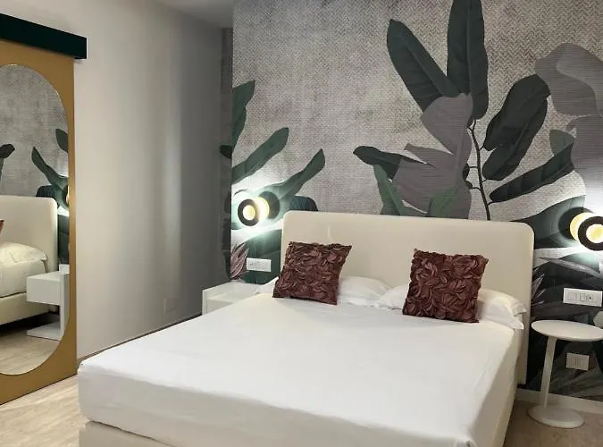 阿索托丽亚套房酒店 4* 里米尼