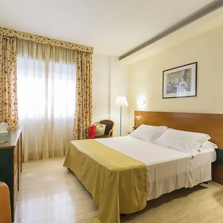 Astoria 4*