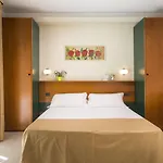 Astoria Hotel