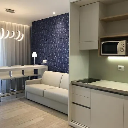 Astoria Отель Римини